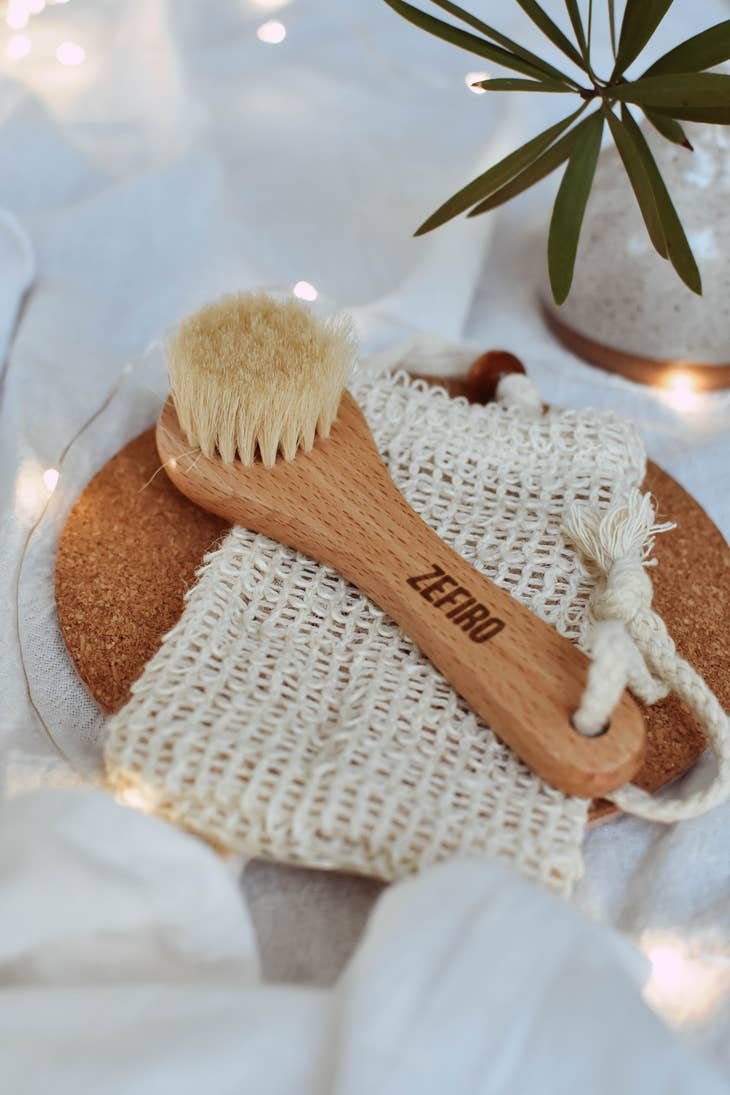 Wooden Face Brush