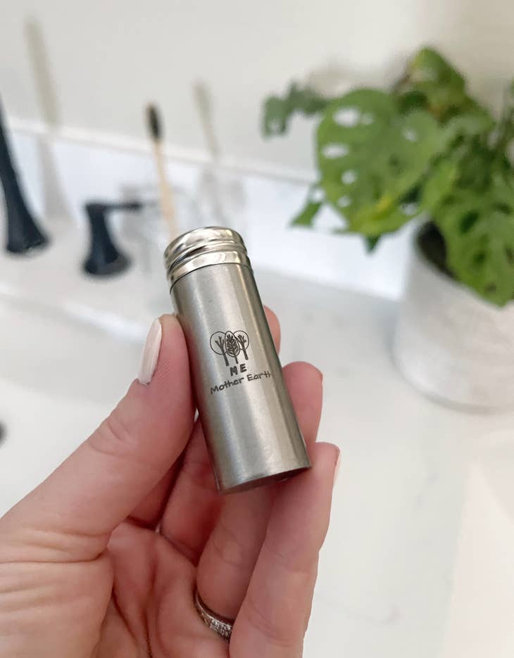 Vegan Biodegradable Charcoal Peppermint Dental Floss - Stainless Steel