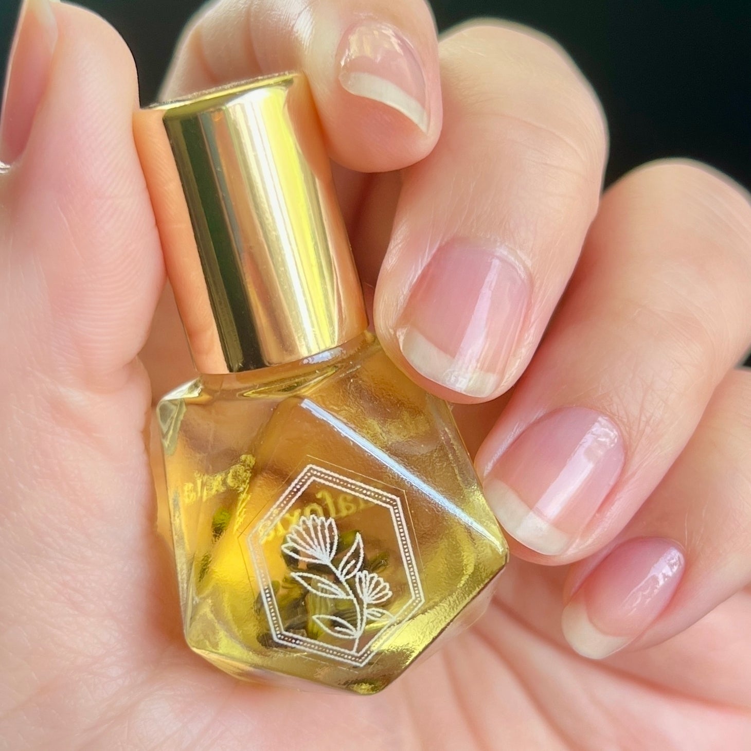 Cuticle Oil - The Bundle Store 