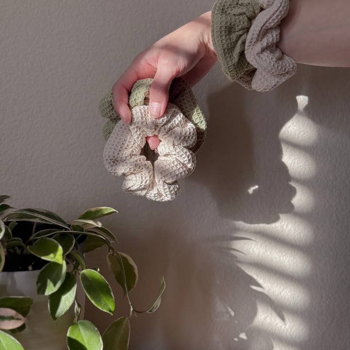 Plastic-Free Scrunchies